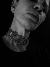 Cargar imagen en el visor de la galería, Collar Albania