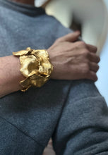 Cargar imagen en el visor de la galería, Brazalete Pétalos