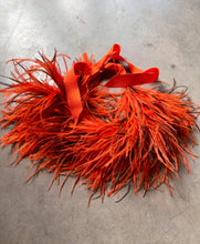 Cargar imagen en el visor de la galería, Collar Plumas