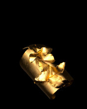 Cargar imagen en el visor de la galería, Brazalete Orquídea Black