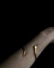 Cargar imagen en el visor de la galería, Brazalete Snake