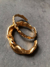 Cargar imagen en el visor de la galería, Brazalete Enebro