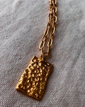 Cargar imagen en el visor de la galería, Collar Dracena