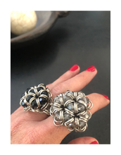 Cargar imagen en el visor de la galería, Anillo Trébol