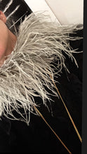 Cargar imagen en el visor de la galería, Collar Plumas