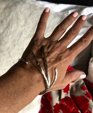 Cargar imagen en el visor de la galería, Brazalete Rama