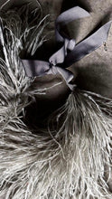 Cargar imagen en el visor de la galería, Collar Plumas
