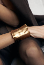 Cargar imagen en el visor de la galería, Brazalete Cádiz
