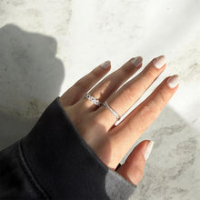 Cargar imagen en el visor de la galería, Anillo Lovely
