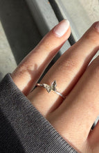 Cargar imagen en el visor de la galería, Anillo Fly
