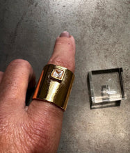 Cargar imagen en el visor de la galería, Anillo Milán

