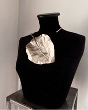 Cargar imagen en el visor de la galería, Collar Anturio
