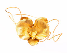 Cargar imagen en el visor de la galería, Collar Orquídea Oro
