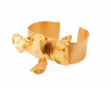 Cargar imagen en el visor de la galería, Brazalete Clivia
