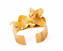 Cargar imagen en el visor de la galería, Brazalete Clivia
