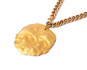 Collar León