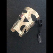 Cargar imagen en el visor de la galería, Brazalete Emilia
