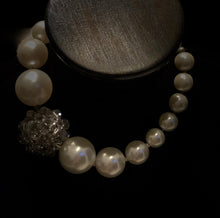 Cargar imagen en el visor de la galería, Collar Gardenia
