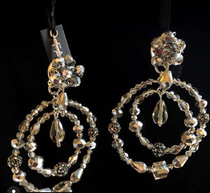 Aros Peonía