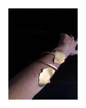 Cargar imagen en el visor de la galería, Brazalete Ginkgo
