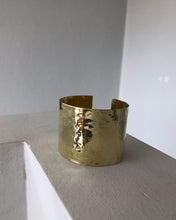 Cargar imagen en el visor de la galería, Brazalete Lima
