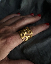 Cargar imagen en el visor de la galería, Anillo Albizia

