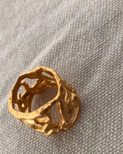 Cargar imagen en el visor de la galería, Anillo Albizia
