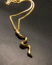Cargar imagen en el visor de la galería, Collar Snake
