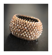Cargar imagen en el visor de la galería, Brazalete Begonia
