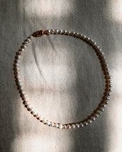 Cargar imagen en el visor de la galería, Collar Petit Perlas de Río
