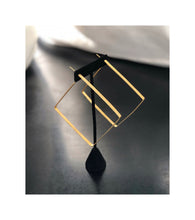 Cargar imagen en el visor de la galería, Argollas Cuadrados
