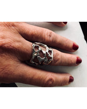 Cargar imagen en el visor de la galería, Anillo Albizia
