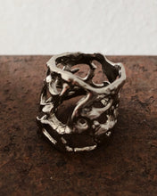 Cargar imagen en el visor de la galería, Anillo Albizia
