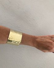 Cargar imagen en el visor de la galería, Brazalete Lima
