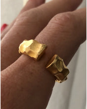 Cargar imagen en el visor de la galería, Anillo Quebracho
