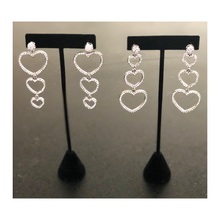 Cargar imagen en el visor de la galería, Aros Corazón
