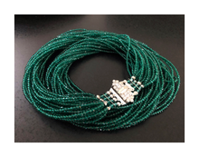 Cargar imagen en el visor de la galería, Collar Orquídea
