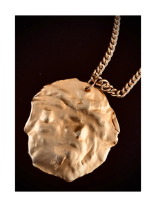 Collar León