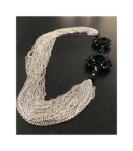 Cargar imagen en el visor de la galería, Collar Amapola Doble
