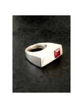 Cargar imagen en el visor de la galería, Anillo Jacarandá
